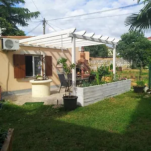 Anica Apartman